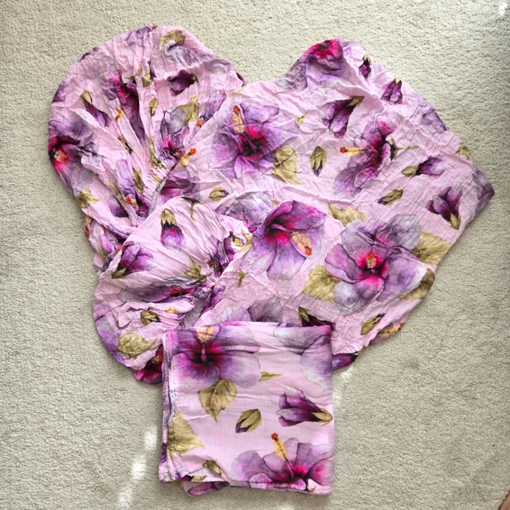 Coco moon Hawaii Hibiscus Honey Swaddle, Crib Sheet, & Changing Pad Cover Bundle